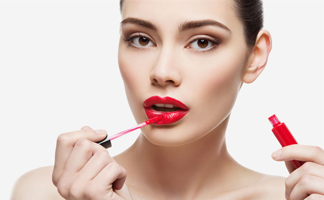 Productos de maquillaje de encargo del labio 24 horas del labio del lustre de volumen líquido del color rojo 8ml